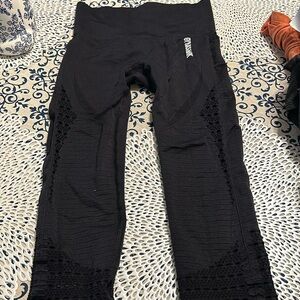 Gymshark black xs,  design on leggings